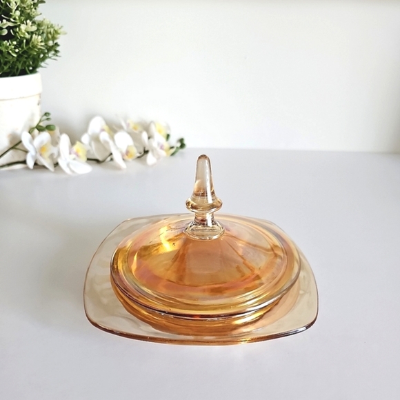 Beautiful Royal Amber Fostoria Antique Butter Dish, Floral Candy Dish 1930's - Picture 1 of 16